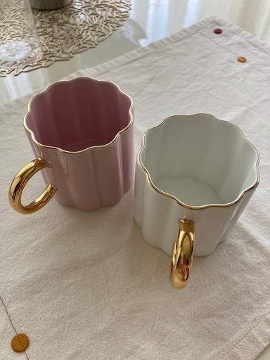 フランフランfrancfranc カップピンクとホワイトセットで あこ 橋本の食器 コーヒー ティー の中古あげます 譲ります ジモティーで不用品の処分