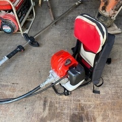 背負式刈払い機 数回使用のみ