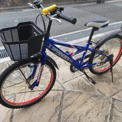 【売約済み】子供用自転車 22インチ ヘルメット プロテクター付...