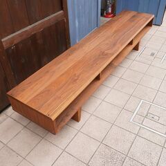 MASTERWAL(マスターウォール)のウォールナット材を使用したSEEK(シーク）AVボードです。背板のないシンプルなオープンタイプのテレビボードは北欧スタイルやブルックリンスタイルにオススメ。CD317