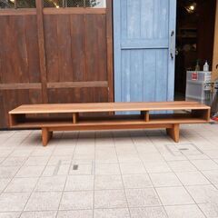 MASTERWAL(マスターウォール)のウォールナット材を使用したSEEK(シーク）AVボードです。背板のないシンプルなオープンタイプのテレビボードは北欧スタイルやブルックリンスタイルにオススメ。CD317