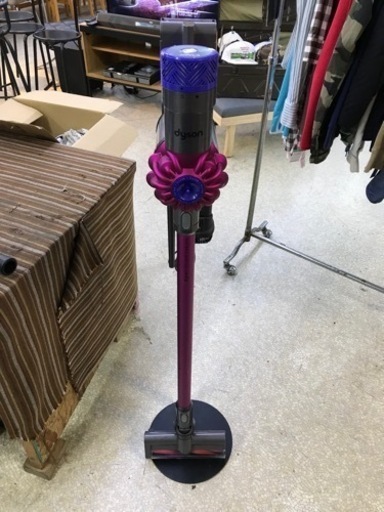 dyson v6 SV07 ダイソン　掃除機