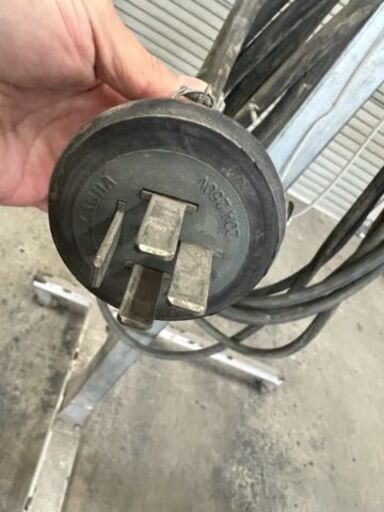 早いもの勝【希少】赤外線塗装乾燥機　ウルトラカーボン　UC600　鈑金塗装　整備