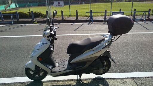 ヤマハ: シグナスX SR [125cc] SE44J