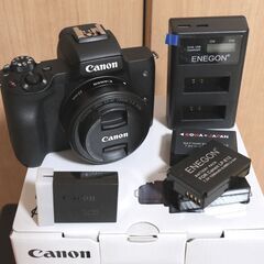 Canon EOS Kiss M2 (ボディーとレンズ2本セット)