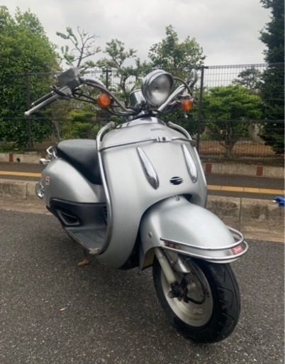 ⭐人気のジョーカー50⭐️10558kmメッキモール付き、プラグ新品、バッテリー新品オイル補充済み