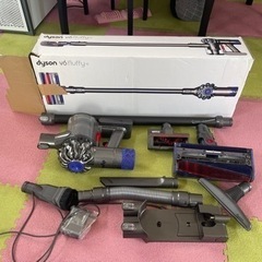 ジャンク品　dyson v6 fluffy+