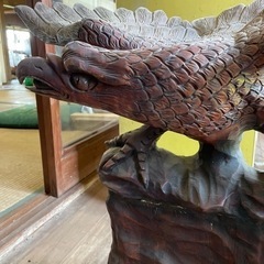 鷹の置物　木彫り【値下げしました】
