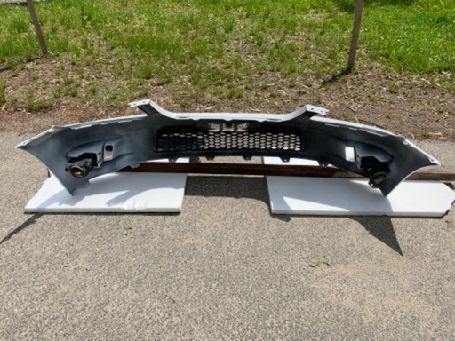 パーツ アルテッツァ フロントバンパー純正ホワイト RS200Z 
