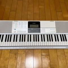 値下げ‼︎【ほぼ新品】CASIO電子ピアノ　LK-516