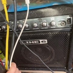 LINE6 ベースアンプ　中古