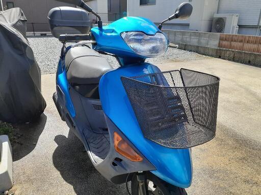 軽くて乗りやすいスクーターで快適な通勤通学！