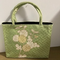 正絹トートバッグ　黄緑色菊模様　和装用　着物リメイク　未使用