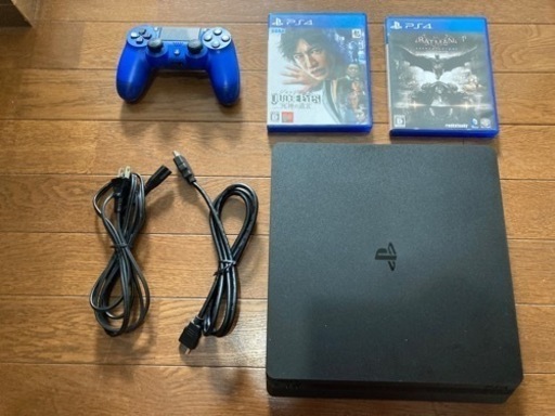 PS4 slim 1 TB コントローラー ソフト２個付き