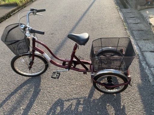 大人用三輪車　ノーパンクタイヤ　swing charlie911