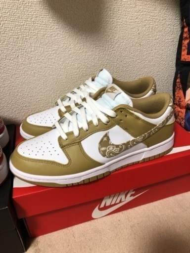 【本日15時まで】NIKE DUNK ESS バーリー ペイズリー