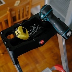 新品！大阪市内OK！ドイツ製Hailo スタイリッシュ脚立　ハイロ　L60 四段　引き取りのみ