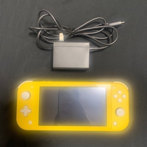 ニンテンドーSwitch  ライトイエロー