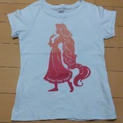 ユニクロ 130cm  ラプンツェルTシャツ