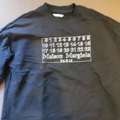 【20,000円で売ります(値段相談可)】Maison Margiela カレンダー、Maison Kitsune　トレーナー