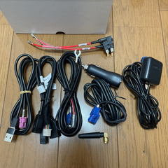 VISIT ELA-H1 Carplay・HDMI出力