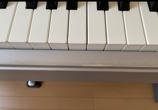 電子ピアノ　ヤマハ　p-60