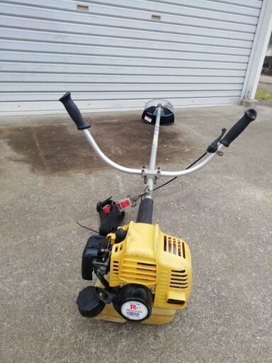 刈払機　草刈機　丸山製作所　BIG-M 　BC233C 中古品です。茨城県内送料無料