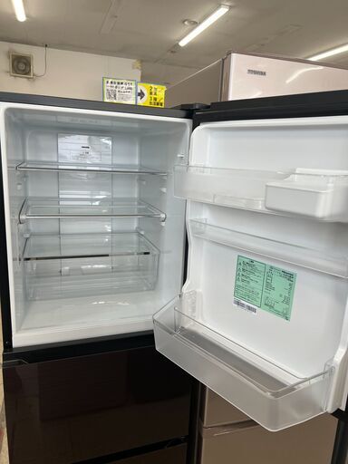 冷蔵庫 探すなら「リサイクルR」❕ ３ドア 冷蔵庫❕ 2021年製❕ゲート付き軽トラ”無料貸出❕購入後取り置きにも対応 ❕R2001 冷蔵庫 探すなら「リサイクルR」❕2021年製❕ 3ドア冷蔵庫