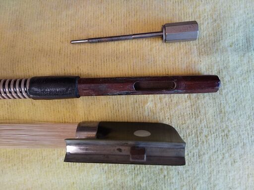 ☆チェロ用（3／4用）の弓 「ERICH STEINER」の刻印あり☆