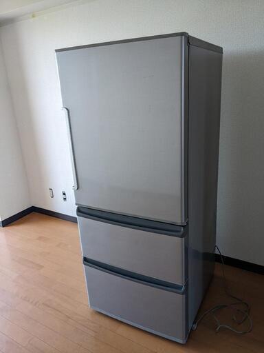 3ドア冷蔵庫272L　AQUA ノンフロン冷凍冷蔵庫\n\nAQR-271E(S)形