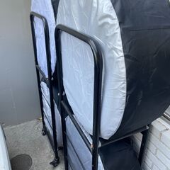 VOLVO　215/50/17　タイヤ＆ホイール（黒）