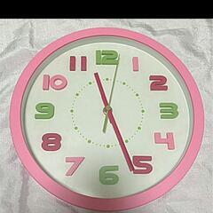 NITORI　ピンク掛け時計