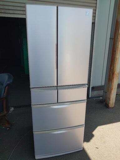 【取引中】シャープ　440L 6ドア冷凍冷蔵庫です。