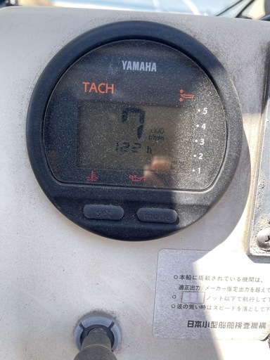 中古艇　ヤマハ　F１１５馬力　船外機　２４ft ボート
