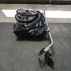 自転車を装着するベビーカ。