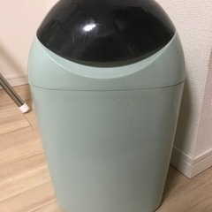 (値下げ！！)combiおむつゴミ箱