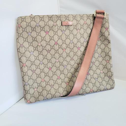 GUCCI グッチ ショルダーバッグ　斜め掛け