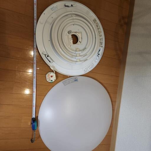 蛍光灯器具　丸型　8畳で使用