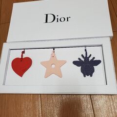 Dior 皮製キーホルダー？