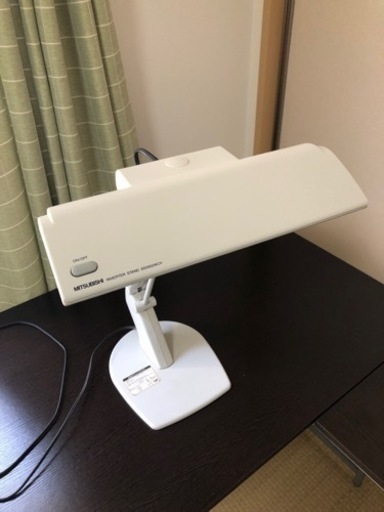 デスク　ライト