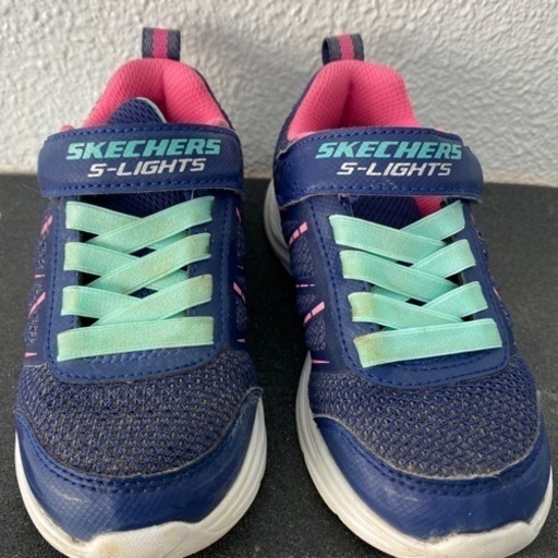 スケッチャーズ 瞬足光る靴17センチ 夏 大阪の子供用品の中古あげます 譲ります ジモティーで不用品の処分 スケッチャーズ 瞬足光る靴17センチ 夏 大阪の子供用品の中古あげます 譲ります ジモティーで不用品の処分