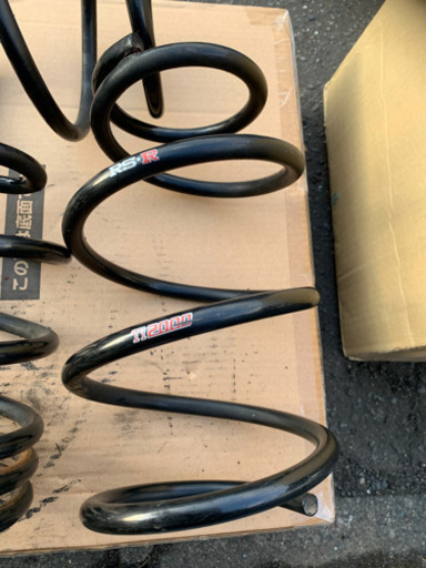【取付費込み】80系ヴォクシーノアエスクァイア 4WD用ダウンサス