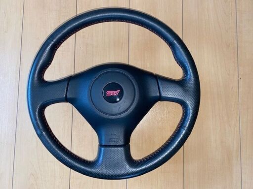 インプレッサ　ＷＲＸ　後期ＧDB　STi　ステアリング　中古品