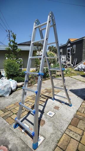 値下げ 10500円❗️丈夫な脚立欲しい方～？