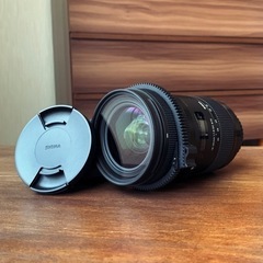 カメラレンズ　Sigma  Art 18-35mm F1.8