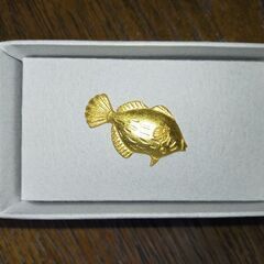 鮃(ヒラメ)ピンバッジ