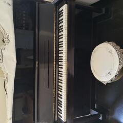 ヤマハ　アップライトピアノ　U1D