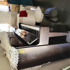 ヤマハ　アップライトピアノ　U1D