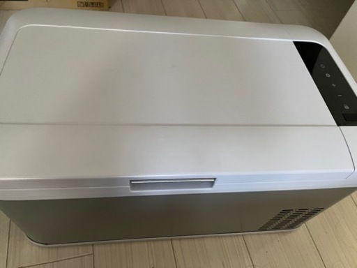 ポータブル冷蔵庫　キャンプ　アウトドア