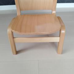 【ネット決済】ジャクエツの幼児用椅子（木製）